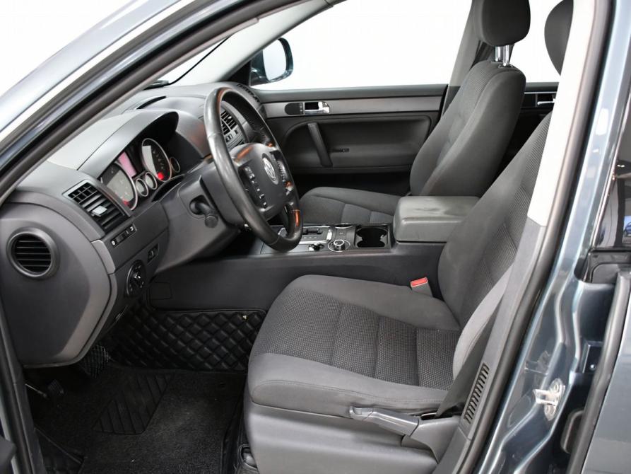 Volkswagen Touareg I Рестайлинг Новосибирск  - изображение 9