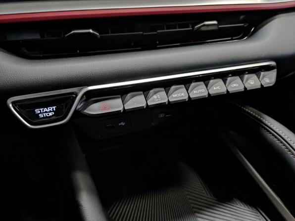 Geely Coolray I Рестайлинг с пробегом 2024 года, цена 2 290 000 рублей, 38078 км, внедорожник, Автокод Объявления