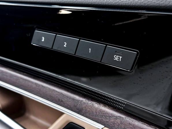Volkswagen Touareg III с пробегом 2021 года, цена 5 550 000 рублей, 102693 км, внедорожник, Автокод Объявления