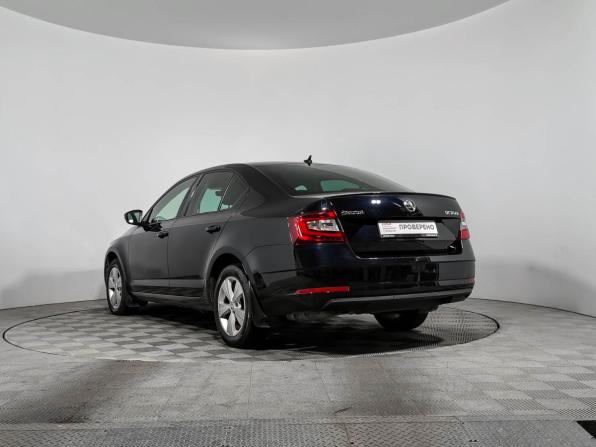 Skoda Octavia III (A7) Рестайлинг с пробегом 2018 года, цена 1 890 000 рублей, 131977 км, лифтбек, Автокод Объявления