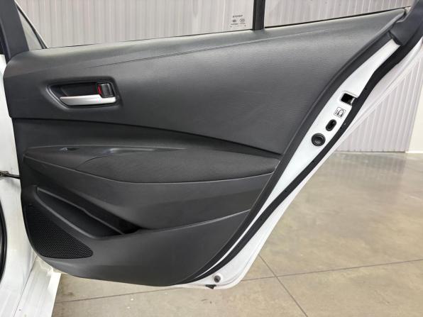 Toyota Levin XII (E210) с пробегом 2021 года, цена 1 497 000 рублей, 126000 км, седан, Автокод Объявления