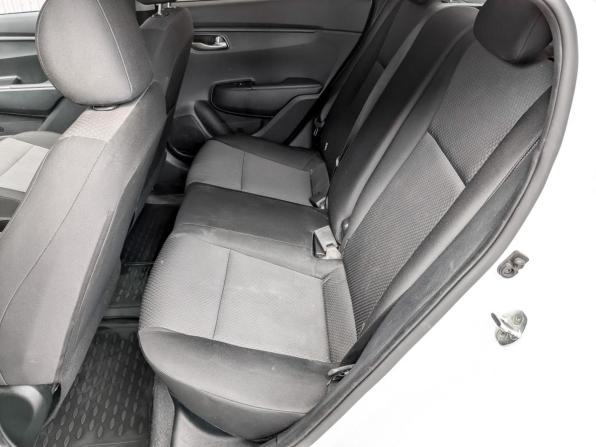 Kia Rio IV Рестайлинг с пробегом 2021 года, цена 1 550 000 рублей, 80362 км, седан, Автокод Объявления
