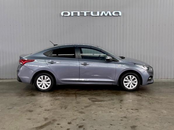 Hyundai Solaris II с пробегом 2017 года, цена 1 297 000 рублей, 168520 км, седан, Автокод Объявления