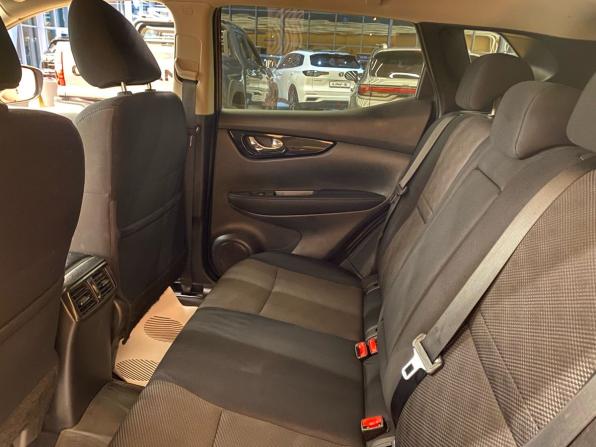 Nissan Qashqai II с пробегом 2018 года, цена 1 648 000 рублей, 119136 км, внедорожник, Автокод Объявления