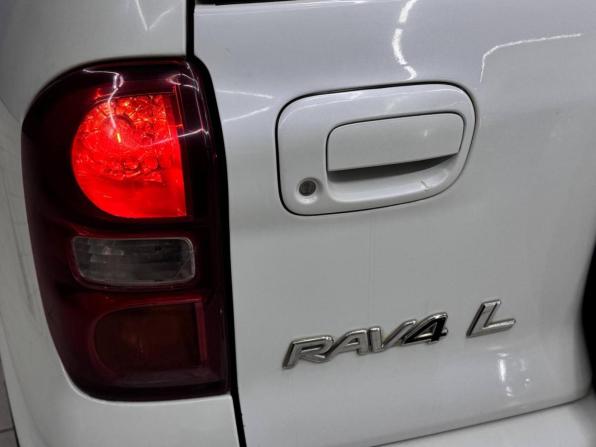 Toyota RAV4 II (XA20) Рестайлинг с пробегом 2004 года, цена 919 000 рублей, 209000 км, внедорожник, Автокод Объявления