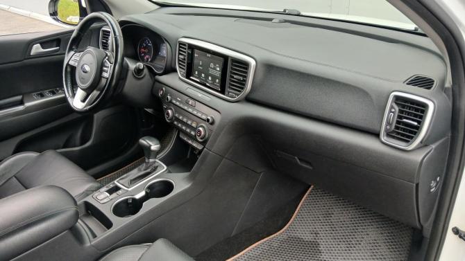 Kia Sportage IV Рестайлинг с пробегом 2018 года, цена 2 197 000 рублей, 162783 км, внедорожник, Автокод Объявления