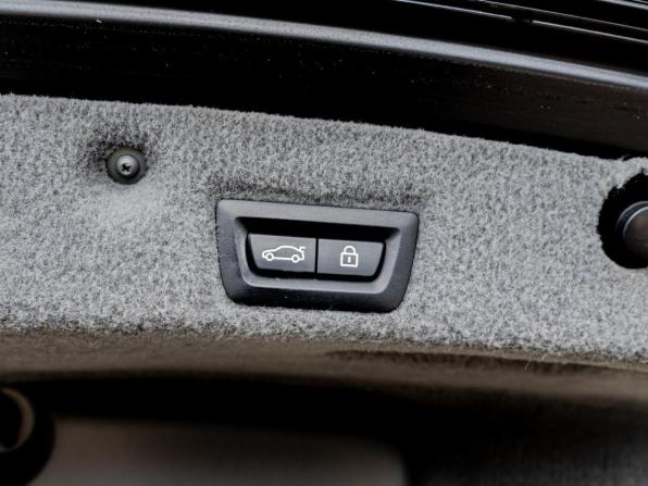 BMW 7 серии V (F01/F02/F04) Рестайлинг с пробегом 2012 года, цена 2 100 000 рублей, 271774 км, седан, Автокод Объявления