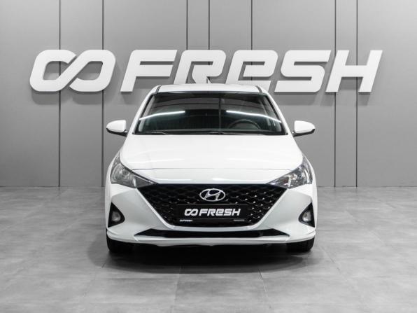Hyundai Solaris II Рестайлинг с пробегом 2021 года, цена 1 599 000 рублей, 53393 км, седан, Автокод Объявления