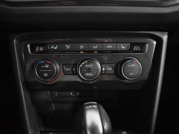 Volkswagen Tiguan II с пробегом 2018 года, цена 2 147 980 рублей, 90000 км, внедорожник, Автокод Объявления