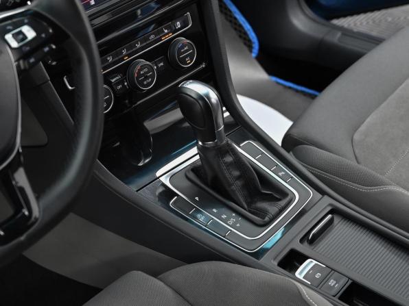 Volkswagen Golf VII с пробегом 2013 года, цена 1 149 000 рублей, 146000 км, хэтчбек, Автокод Объявления