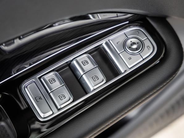 Hongqi HS3 с пробегом 2025 года, цена 3 130 000 рублей, 8 км, внедорожник, Автокод Объявления