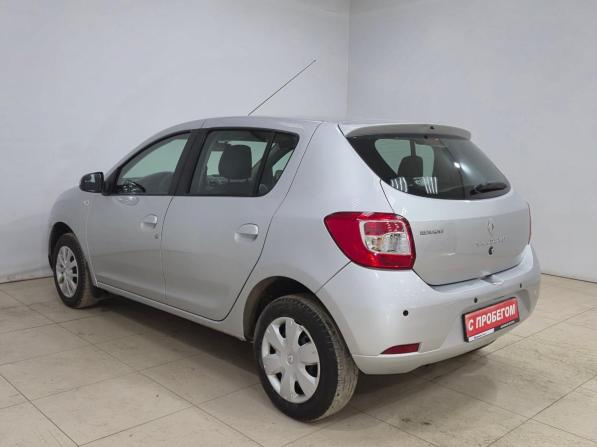 Renault Sandero II Рестайлинг с пробегом 2018 года, цена 870 000 рублей, 91551 км, хэтчбек, Автокод Объявления