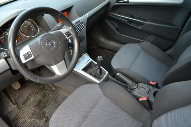 Opel Astra H Рестайлинг с пробегом 2011 года, цена 520 000 рублей, 199122 км, хэтчбек, Автокод Объявления