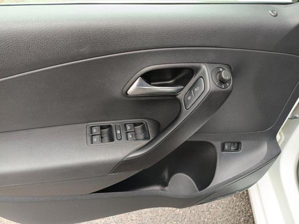 Volkswagen Polo V Рестайлинг с пробегом 2020 года, цена 1 089 000 рублей, 145827 км, седан, Автокод Объявления