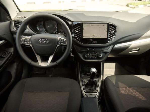 Lada (ВАЗ) Vesta I с пробегом 2017 года, цена 863 000 рублей, 62681 км, седан, Автокод Объявления