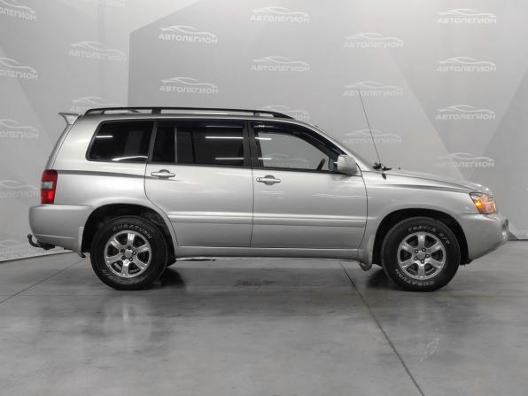 Toyota Highlander I (XU20) Рестайлинг с пробегом 2005 года, цена 890 000 рублей, 340000 км, внедорожник, Автокод Объявления