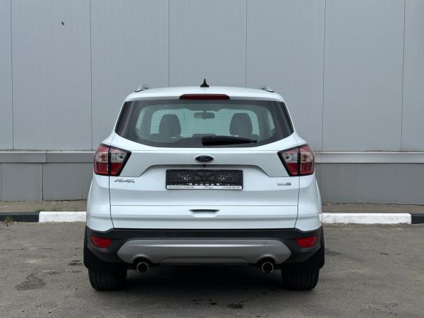 Ford Kuga II Рестайлинг с пробегом 2018 года, цена 1 720 000 рублей, 85000 км, внедорожник, Автокод Объявления
