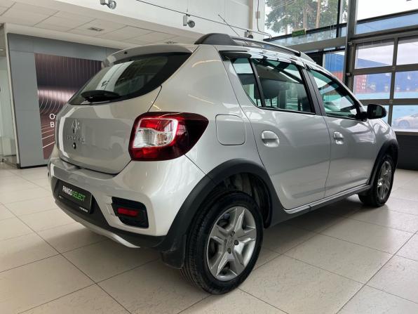 Renault Sandero II Рестайлинг с пробегом 2020 года, цена 1 249 000 рублей, 80714 км, хэтчбек, Автокод Объявления