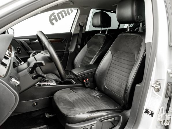 Volkswagen Passat B7 с пробегом 2011 года, цена 1 290 000 рублей, 205736 км, седан, Автокод Объявления