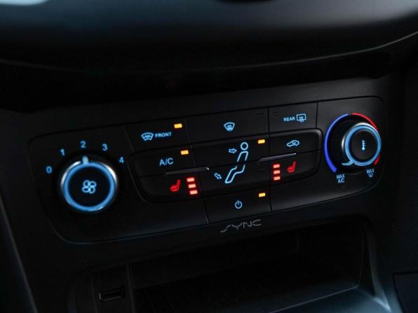 Ford Focus III Рестайлинг с пробегом 2018 года, цена 1 349 071 рубль, 98529 км, универсал, Автокод Объявления