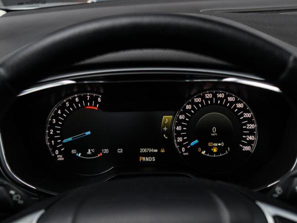 Ford Mondeo V с пробегом 2015 года, цена 1 360 000 рублей, 206793 км, седан, Автокод Объявления