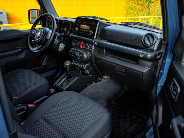 Suzuki Jimny IV с пробегом 2021 года, цена 2 769 000 рублей, 67843 км, внедорожник, Автокод Объявления