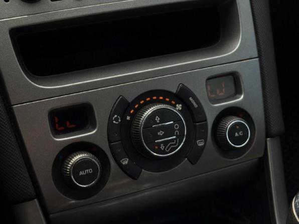 Peugeot 308 I с пробегом 2008 года, цена 464 990 рублей, 129705 км, хэтчбек, Автокод Объявления