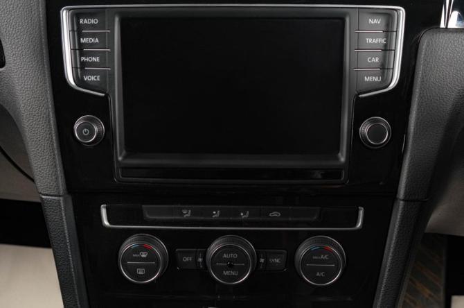 Volkswagen Golf VII с пробегом 2014 года, цена 1 159 000 рублей, 150000 км, универсал, Автокод Объявления
