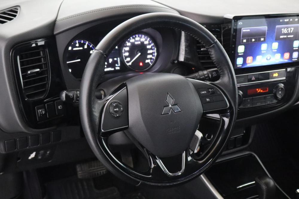 Mitsubishi Outlander III Рестайлинг 3 Санкт-Петербург  - изображение 8