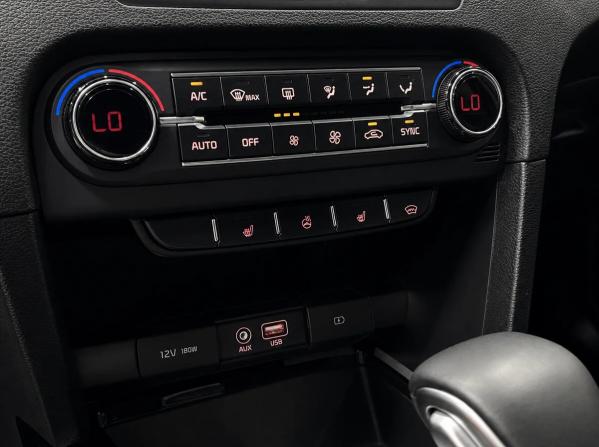 Kia Ceed III с пробегом 2018 года, цена 1 750 000 рублей, 40500 км, хэтчбек, Автокод Объявления