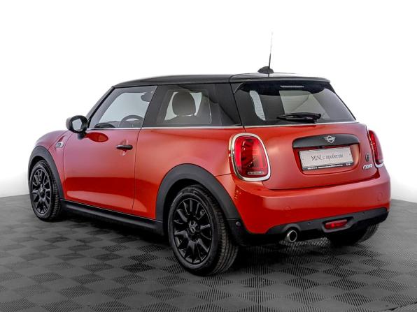Mini Hatch III (F55/F56) Рестайлинг с пробегом 2020 года, цена 2 330 000 рублей, 73599 км, хэтчбек, Автокод Объявления