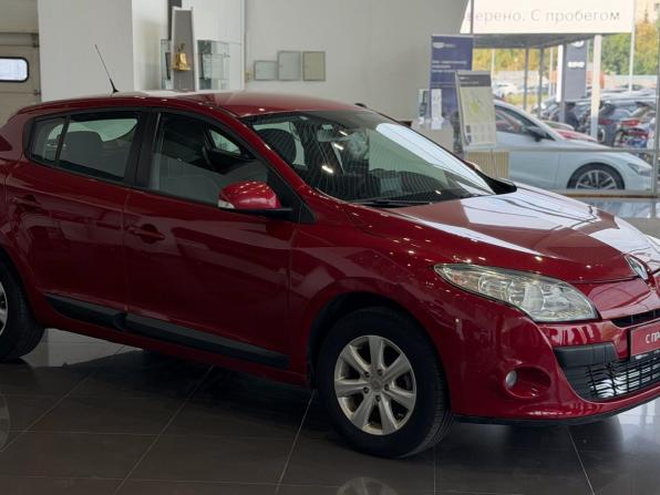 Renault Megane III с пробегом 2011 года, цена 565 000 рублей, 194000 км, хэтчбек, Автокод Объявления