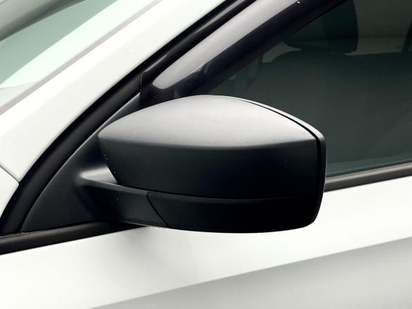 Skoda Rapid I с пробегом 2015 года, цена 819 000 рублей, 189918 км, лифтбек, Автокод Объявления