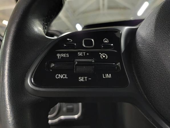 Mercedes-Benz A-Класс IV (W177) с пробегом 2019 года, цена 1 955 000 рублей, 83001 км, седан, Автокод Объявления