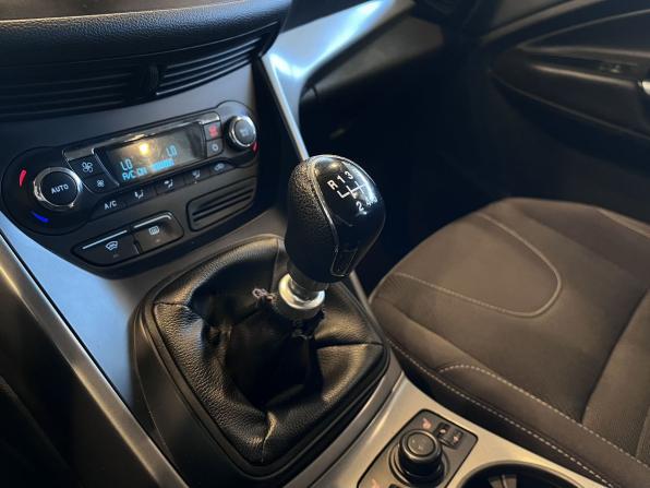 Ford Kuga II с пробегом 2013 года, цена 1 110 000 рублей, 136984 км, внедорожник, Автокод Объявления