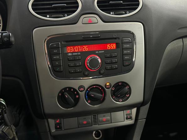 Ford Focus II Рестайлинг с пробегом 2010 года, цена 420 000 рублей, 180000 км, седан, Автокод Объявления