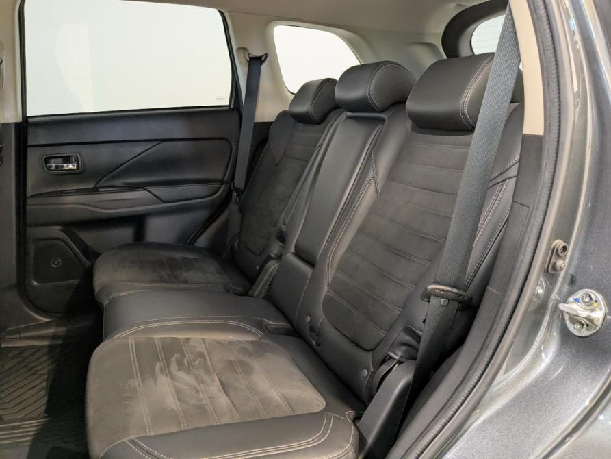 Mitsubishi Outlander III Рестайлинг 3 Санкт-Петербург  - изображение 12