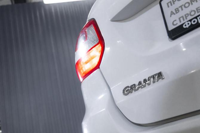 Lada (ВАЗ) Granta I Рестайлинг с пробегом 2023 года, цена 549 600 рублей, 54710 км, лифтбек, Автокод Объявления