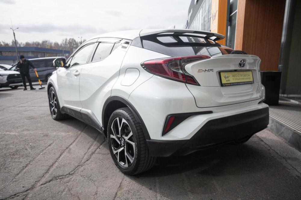Toyota C-HR I Иркутск  - изображение 5