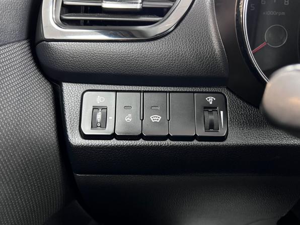 Kia Rio III Рестайлинг с пробегом 2016 года, цена 1 145 000 рублей, 115527 км, седан, Автокод Объявления