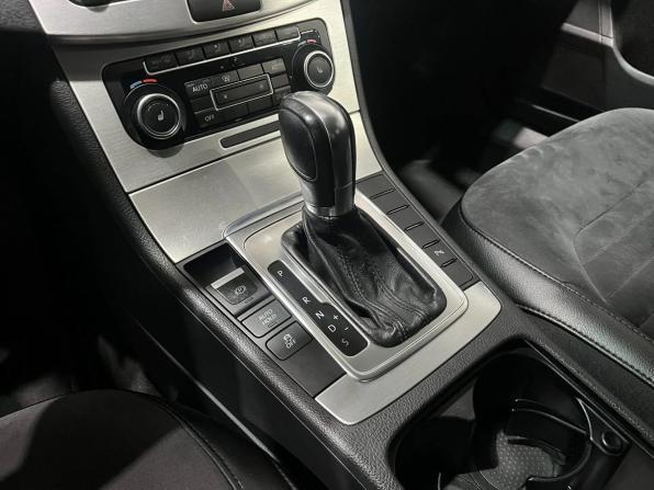 Volkswagen Passat B7 с пробегом 2011 года, цена 1 145 000 рублей, 163043 км, седан, Автокод Объявления