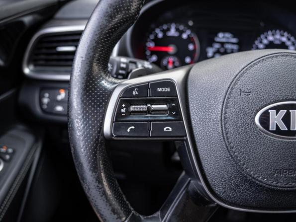 Kia Sorento III Prime Рестайлинг с пробегом 2019 года, цена 2 800 000 рублей, 80525 км, внедорожник, Автокод Объявления