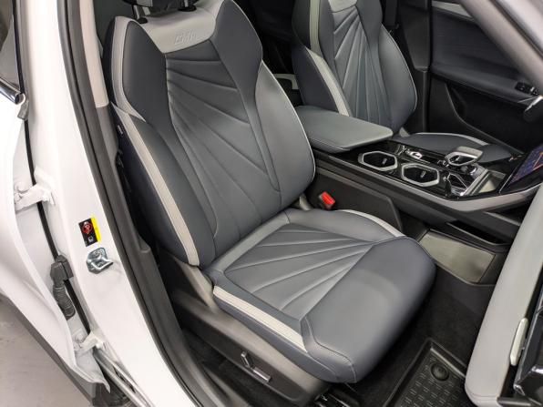 Geely Atlas II с пробегом 2025 года, цена 3 330 000 рублей, 2623 км, внедорожник, Автокод Объявления