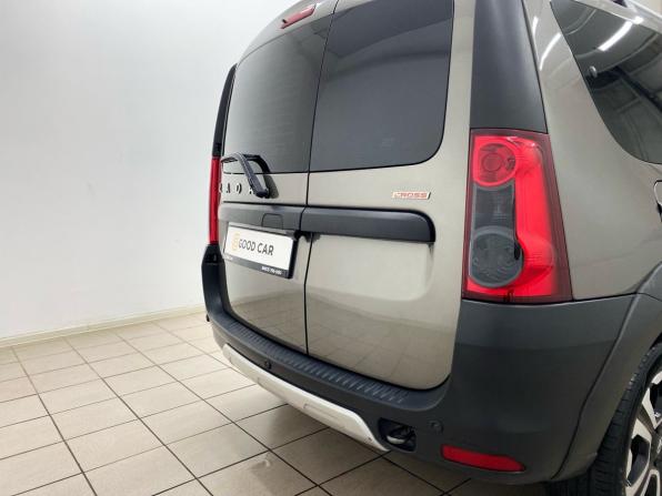 Lada (ВАЗ) Largus I Рестайлинг с пробегом 2022 года, цена 1 359 000 рублей, 87004 км, универсал, Автокод Объявления