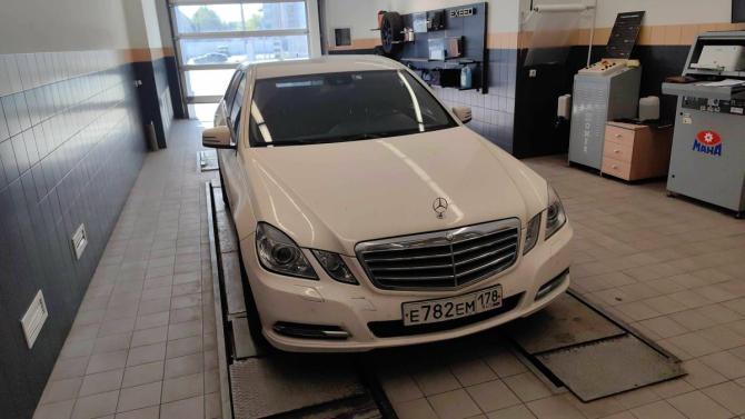 Mercedes-Benz E-Класс IV (W212 S212 C207) с пробегом 2010 года, цена 1 070 000 рублей, 360126 км, седан, Автокод Объявления