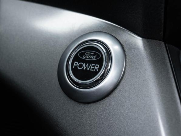 Ford Kuga II с пробегом 2014 года, цена 1 280 000 рублей, 175863 км, внедорожник, Автокод Объявления