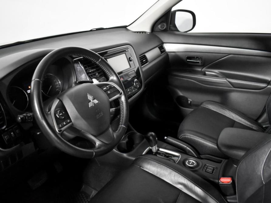 Mitsubishi Outlander III Санкт-Петербург  - изображение 9