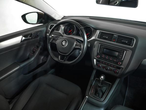 Volkswagen Jetta VI Рестайлинг с пробегом 2017 года, цена 1 069 777 рублей, 208463 км, седан, Автокод Объявления