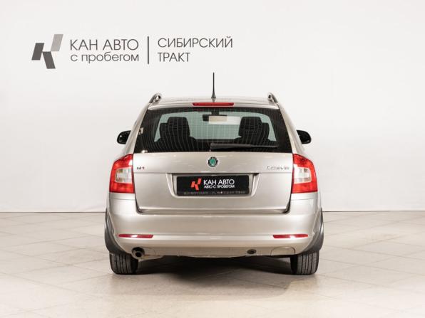Skoda Octavia II (A5) Рестайлинг с пробегом 2012 года, цена 785 400 рублей, 232174 км, универсал, Автокод Объявления