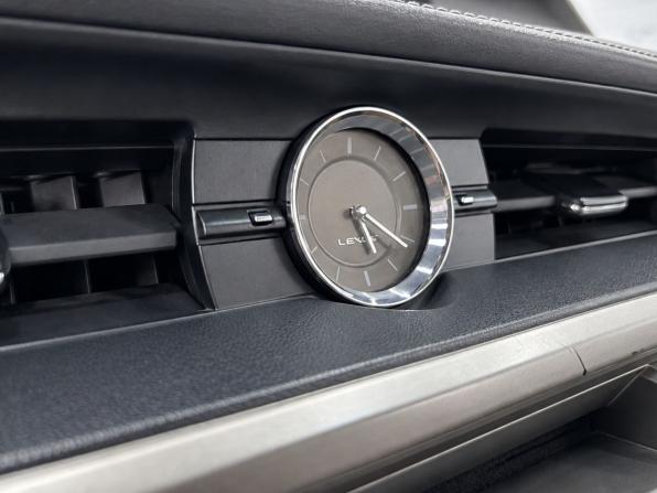 Lexus ES VI Рестайлинг с пробегом 2015 года, цена 1 999 000 рублей, 217673 км, седан, Автокод Объявления